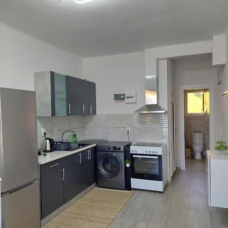 Thanos Corfu Ájoi Déka